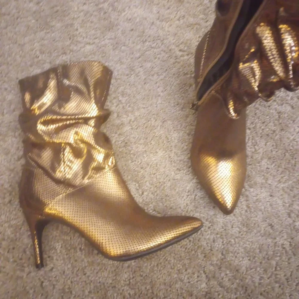 Boots - Picture 2 of 3
